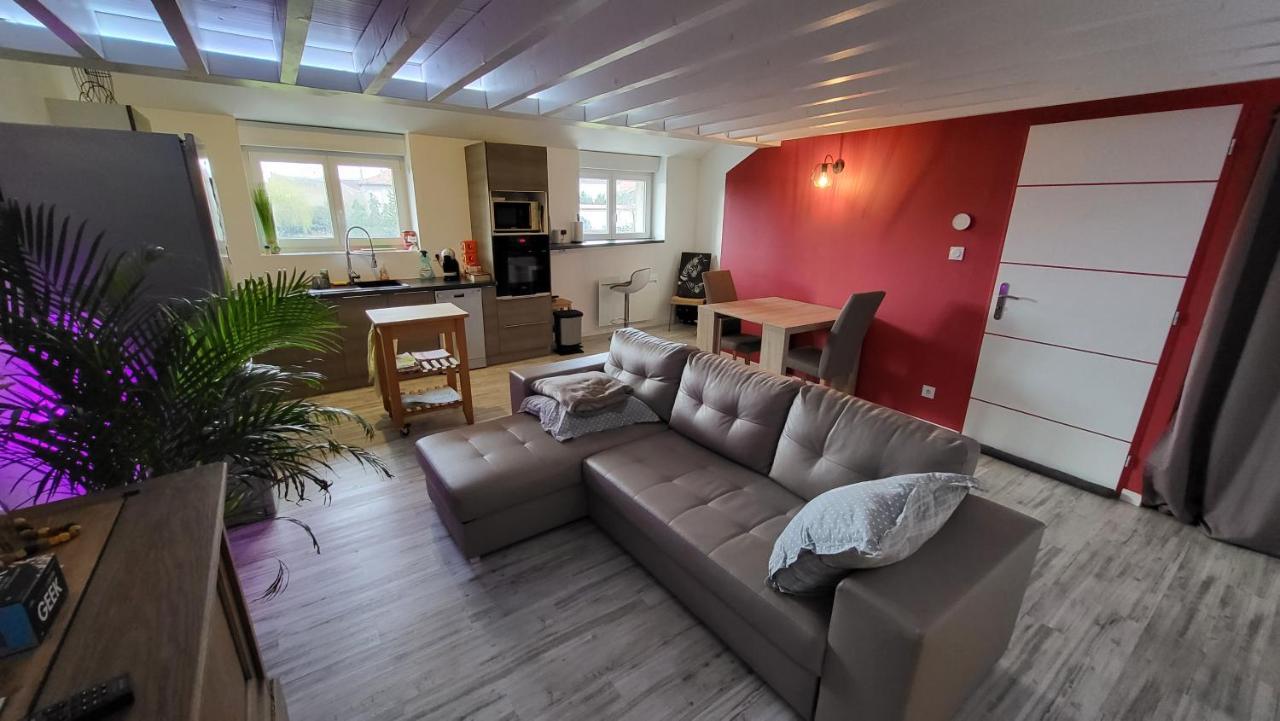Gite Moderne Et Calme Moncel-sur-Seille Exteriör bild